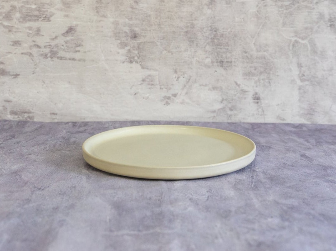 Dinerbord Mimo Dreamy Ivory zijkant dutch design made in portugal